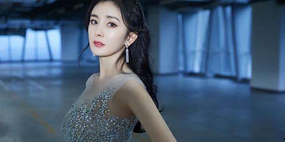 杨幂最新爆料视频,揭秘娱乐圈不为人知的秘密 第2张 杨幂最新爆料视频,揭秘娱乐圈不为人知的秘密 第2张